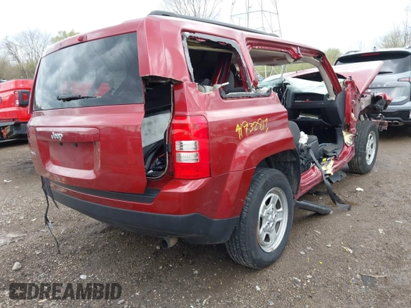 2015 Jeep Patriot Sport with VIN 1C4NJRBB9FD347222, listed as a IAAI auction lot 41932812 with 183,500 mi miles and . Bid and sale history available at carsss.com. Image 4.