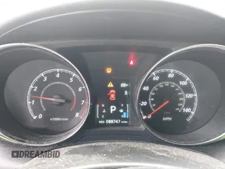 2018 Mitsubishi Outlander ES z VIN JA4AP3AU6JU011611, wystawiony jako IAAI lot #42191132 z przebiegiem 88 747 mil mil oraz . Historia ofert i sprzedaży dostępna na DreamBid. Obrazek 7.