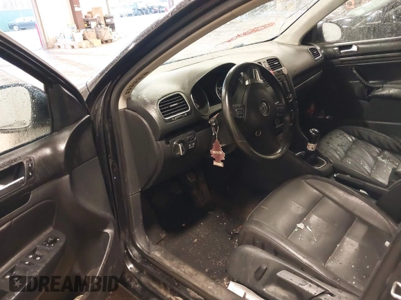 2012 Volkswagen Jetta TDI with VIN 3VWML7AJ9CM672579, listed as a IAAI auction lot 42063797 with 155,811 mi miles and . Bid and sale history available at DreamBid. Image 5.