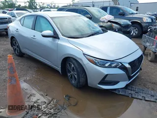 2022 Nissan Sentra SV z VIN 3N1AB8CV4NY301245, wystawiony jako IAAI lot #42275485 z przebiegiem 26 145 mil mil oraz . Historia ofert i sprzedaży dostępna na DreamBid. Obrazek 1.