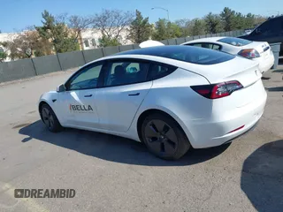 2022 Tesla Model 3 with VIN 5YJ3E1EA2NF245817, listed as a IAAI auction lot 41976493 with 32,710 mi miles and . Bid and sale history available at DreamBid. Image 15.