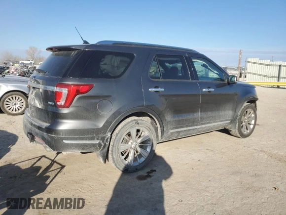 2019 Ford Explorer Limited with VIN 1FM5K8FH1KGB15899, listed as a Copart auction lot 82613044 with 130,417 mi miles and Salvage Title. Bid and sale history available at carsss.com. Image 3.
