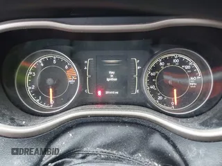 2016 Jeep Cherokee Sport with VIN 1C4PJMAB7GW276671, listed as a IAAI auction lot 42016498 with 201,410 mi miles. Bid and sale history available at carsss.com. Image 7.