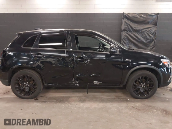 2018 Mitsubishi Outlander ES with VIN JA4AP3AU8JZ024640, listed as a IAAI auction lot 42558619 with 69,302 mi miles and . Bid and sale history available at DreamBid. Image 6.