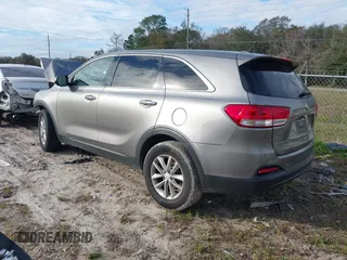 2018 Kia Sorento LX with VIN 5XYPG4A39JG385841, listed as a IAAI auction lot 41420471 with 1 mi miles. Bid and sale history available at carsss.com. Image 3.