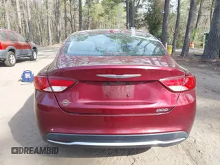 2015 Chrysler 200 Limited with VIN 1C3CCCAB6FN741128, listed as a IAAI auction lot 41933248 with 205,253 mi miles. Bid and sale history available at carsss.com. Image 16.