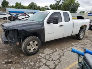 2007 Chevrolet Silverado 1500 LT w/1LT with VIN 1GCEC19087Z561266, listed as a Copart auction lot 68444634 with 283,996 mi miles and Salvage Title. Bid and sale history available at carsss.com. Image 1.