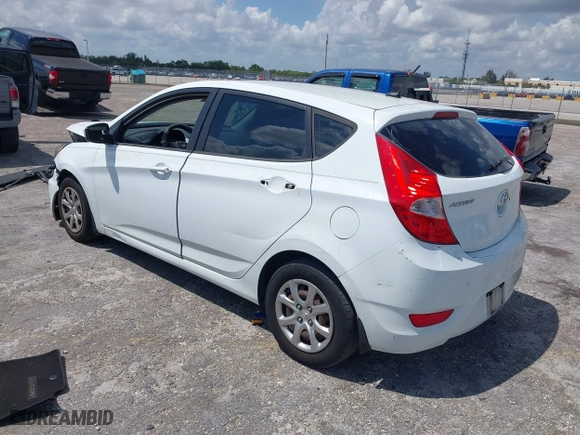 2013 Hyundai Accent GL with VIN KMHCT5AE1DU092600, listed as a IAAI auction lot 41901615 with 126,327 mi miles. Bid and sale history available at carsss.com. Image 3.