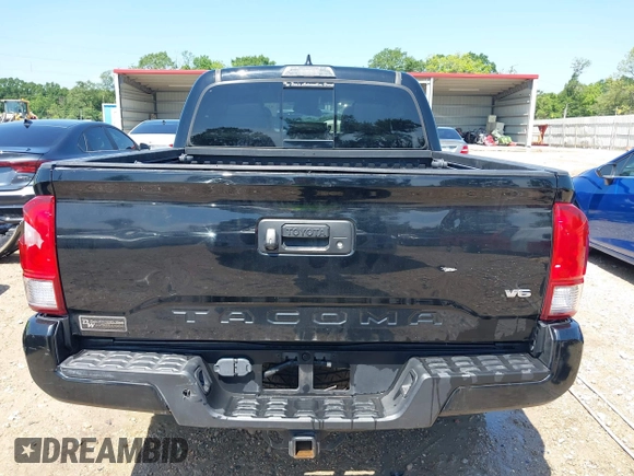 2017 Toyota Tacoma SR5 z VIN 5TFAZ5CNXHX048879, wystawiony jako IAAI lot #42157227 z przebiegiem 119 932 mil mil oraz . Historia ofert i sprzedaży dostępna na DreamBid. Obrazek 16.