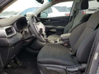 2020 Kia Sorento LX with VIN 5XYPG4A52LG689954, listed as a Copart auction lot 52861625 with 99,868 mi miles and Clean Title. Bid and sale history available at DreamBid. Image 7.