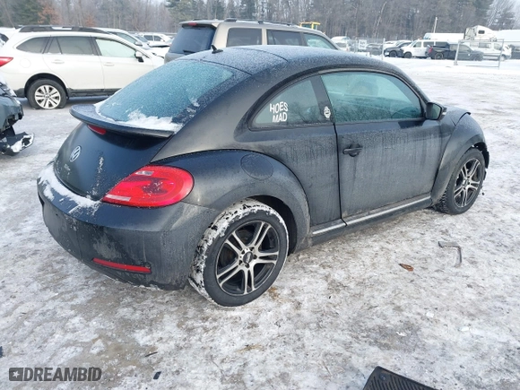 2012 Volkswagen Beetle 2.5L PZEV with VIN 3VWJP7AT8CM619137, listed as a IAAI auction lot 41195954 with 157,741 mi miles. Bid and sale history available at carsss.com. Image 4.