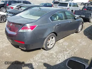 2009 Acura TL Tech with VIN 19UUA86569A019919, listed as a IAAI auction lot 41908425 with 109,726 mi miles. Bid and sale history available at carsss.com. Image 4.