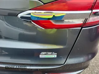 2020 Ford Fusion SEL with VIN 3FA6P0CD7LR197568, listed as a IAAI auction lot 42725343 with 111,304 mi miles and . Bid and sale history available at DreamBid. Image 13.