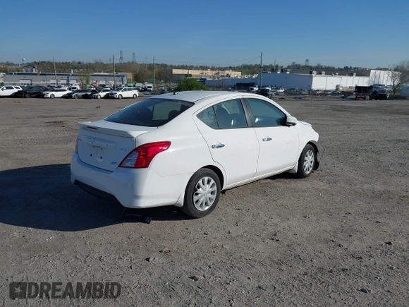2015 Nissan Versa SV with VIN 3N1CN7AP0FL955480, listed as a IAAI auction lot 42070703 with 69,318 mi miles. Bid and sale history available at carsss.com. Image 4.