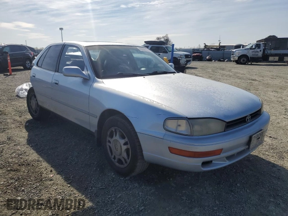 1994 Toyota Camry XLE with VIN JT2GK13EXR0004262, listed as a Copart auction lot 46285135 with 191,548 mi miles and Salvage Title. Bid and sale history available at carsss.com. Image 4.