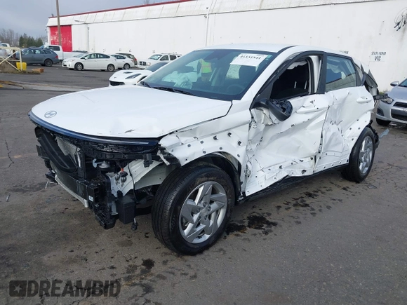 2025 Hyundai Kona SE with VIN KM8HACAB8SU216185, listed as a IAAI auction lot 41331541 with 4,930 mi miles. Bid and sale history available at carsss.com. Image 2.