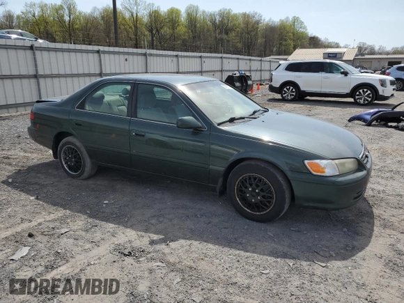 2001 Toyota Camry CE with VIN 4T1BG22K51U813533, listed as a Copart auction lot 53933705 with 200,769 mi miles and Salvage Title. Bid and sale history available at carsss.com. Image 4.