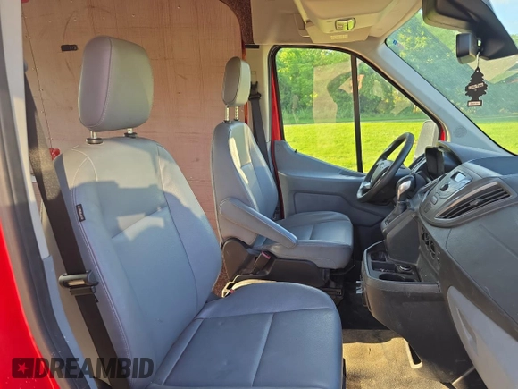 2016 Ford Transit with VIN 1FTBW2CVXGKA35556, listed as a Copart auction lot 59636465 with 157,245 mi miles and Clean title. Bid and sale history available at DreamBid. Image 5.
