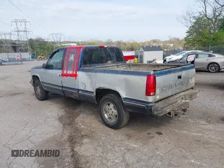 1995 Chevrolet Silverado 1500 with VIN 2GCEK19K9S1281653, listed as a IAAI auction lot 42029855 with 269,681 mi miles and . Bid and sale history available at DreamBid. Image 3.