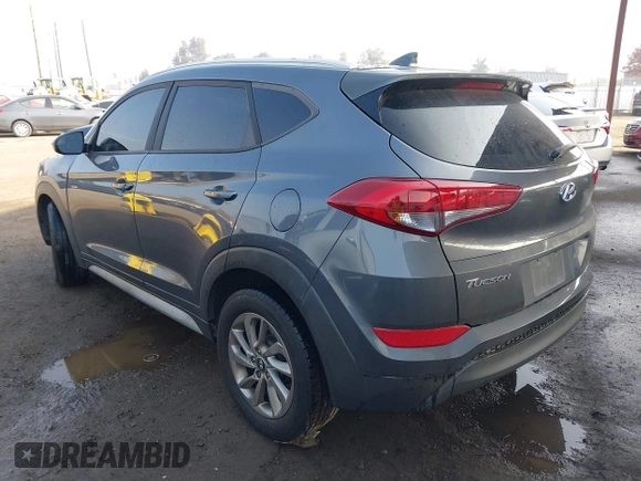 2018 Hyundai Tucson SEL with VIN KM8J33A47JU768935, listed as a IAAI auction lot 41007821 with 125,678 mi miles. Bid and sale history available at carsss.com. Image 3.