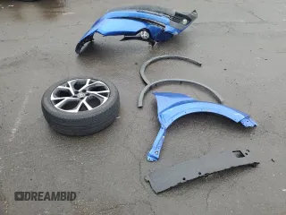 2018 Toyota C-HR XLE с VIN NMTKHMBX1JR005191, выставлен на аукционе Copart как лот 61387095 с пробегом 96 786 миль миль и Списание • Salvage title. История ставок и продаж доступна на DreamBid. Изображение 12.