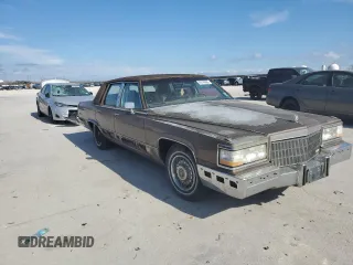 1990 Cadillac Brougham z VIN 1G6DW5476LR727151, wystawiony jako Copart lot #88145665 z przebiegiem Nie podano mil oraz Tytuł czysty. Historia ofert i sprzedaży dostępna na DreamBid. Obrazek 4.