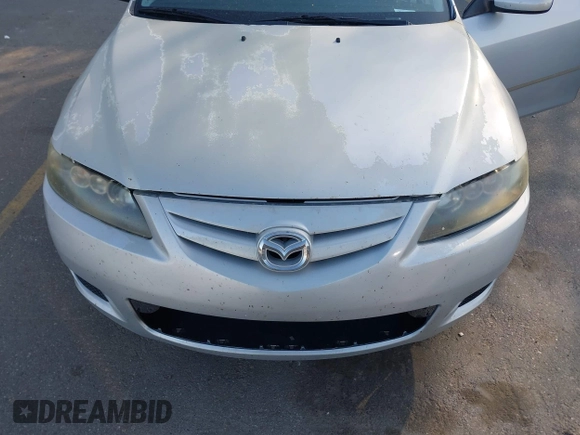 2008 Mazda 6 i Sport VE with VIN 1YVHP80C885M39480, listed as a IAAI auction lot 42078591 with 131,993 mi miles. Bid and sale history available at carsss.com. Image 6.