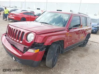 2016 Jeep Patriot Sport with VIN 1C4NJPBB4GD777312, listed as a IAAI auction lot 41906384 with 154,751 mi miles. Bid and sale history available at carsss.com. Image 19.
