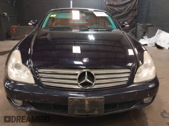 2007 Mercedes-Benz CLS-Class 5.5L with VIN WDDDJ72X77A106148, listed as a IAAI auction lot 41993651 with 158,291 mi miles. Bid and sale history available at carsss.com. Image 13.