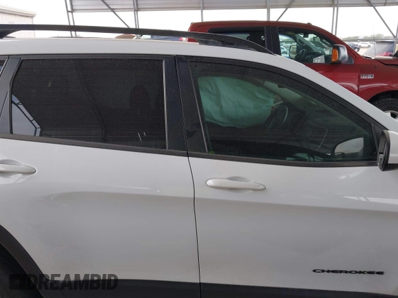 2016 Jeep Cherokee Latitude with VIN 1C4PJLCB5GW207159, listed as a IAAI auction lot 41232649 with 103,991 mi miles. Bid and sale history available at carsss.com. Image 13.
