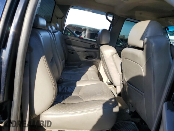 2005 GMC Sierra Denali z VIN 2GTEK63N551188181, wystawiony jako Copart lot #43548845 z przebiegiem 2 417 198 mil mil oraz Szkody całkowita. Historia ofert i sprzedaży dostępna na DreamBid. Obrazek 10.