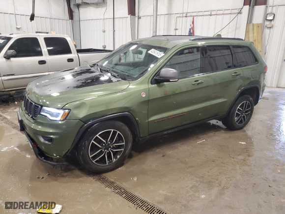 2019 Jeep Grand Cherokee Trailhawk with VIN 1C4RJFLG5KC810600, listed as a Copart auction lot 43541915 with 82,165 mi miles and Salvage Title. Bid and sale history available at carsss.com. Image 1.