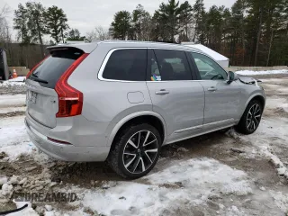 2024 Volvo XC90 Plus Bright Theme with VIN YV4L12PE8R1173048, listed as a Copart auction lot 83566354 with 13,738 mi miles and Salvage Title. Bid and sale history available at DreamBid. Image 3.