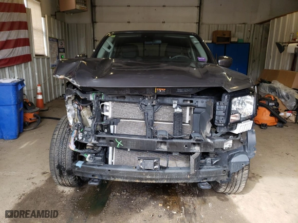 2022 Nissan Frontier PRO-4X with VIN 1N6ED1EK5NN637967, listed as a Copart auction lot 49494875 with 70,713 mi miles and Salvage Title. Bid and sale history available at carsss.com. Image 5.