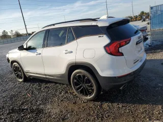 2020 GMC Terrain SLT with VIN 3GKALPEX7LL116818, listed as a Copart auction lot 46529725 with 41,018 mi miles and Salvage Title. Bid and sale history available at DreamBid. Image 2.