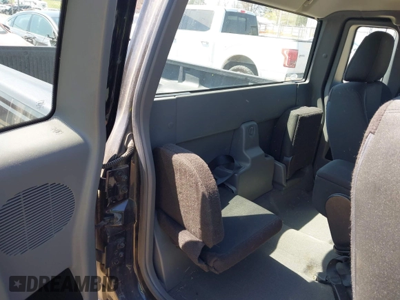 2010 Ford Ranger XLT with VIN 1FTLR4FE0APA58275, listed as a IAAI auction lot 42018109 with 158,698 mi miles and . Bid and sale history available at DreamBid. Image 8.