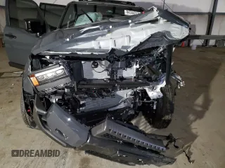 2025 Toyota Land Cruiser 1958 Edition z VIN JTEABFAJ9S5009516, wystawiony jako Copart lot #84344374 z przebiegiem 45 mil mil oraz Szkoda całkowita • Salvage title. Historia ofert i sprzedaży dostępna na DreamBid. Obrazek 14.
