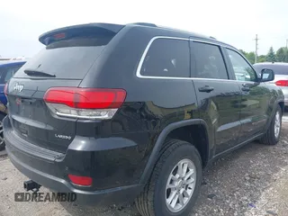 2020 Jeep Grand Cherokee Laredo z VIN 1C4RJFAG6LC239574, wystawiony jako IAAI lot #42347295 z przebiegiem 66 607 mil mil oraz . Historia ofert i sprzedaży dostępna na DreamBid. Obrazek 4.