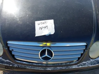 2002 Mercedes-Benz C 230/260/280/320 with VIN WDBRN47J12A255735, listed as a IAAI auction lot 41630459 with Not Provided miles and . Bid and sale history available at DreamBid. Image 10.