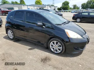 2010 Honda Fit Sport with VIN JHMGE8H45AC027506, listed as a Copart auction lot 65130515 with 210,875 mi miles and Clean title. Bid and sale history available at DreamBid. Image 4.