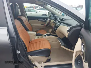 2015 Nissan Rogue SL with VIN 5N1AT2MT9FC875950, listed as a IAAI auction lot 41621949 with 107,605 mi miles. Bid and sale history available at carsss.com. Image 5.