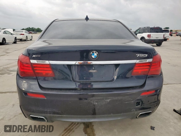 2015 BMW 7 Series 750i xDrive с VIN WBAYB6C55FD966172, выставлен на аукционе Copart как лот 55086405 с пробегом Не указан миль и Списание • Salvage title. История ставок и продаж доступна на DreamBid. Изображение 6.
