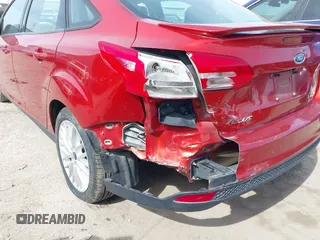 2018 Ford Focus SE with VIN 1FADP3FE2JL269804, listed as a IAAI auction lot 41708103 with 68,623 mi miles. Bid and sale history available at carsss.com. Image 6.