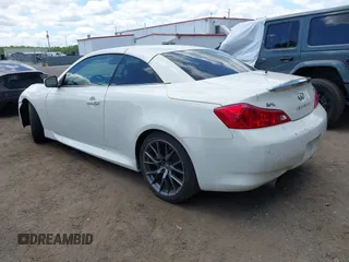 2014 Infiniti Q60 with VIN JN1CV6FE8EM900913, listed as a IAAI auction lot 42218629 with 92,991 mi miles and . Bid and sale history available at DreamBid. Image 3.