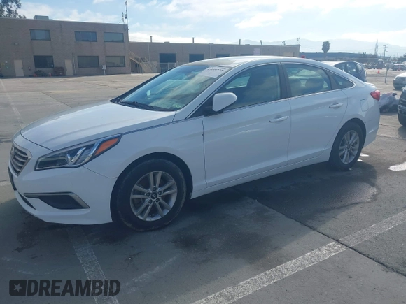 2016 Hyundai Sonata SE with VIN 5NPE24AF7GH345145, listed as a IAAI auction lot 41999228 with 76,917 mi miles and . Bid and sale history available at carsss.com. Image 17.