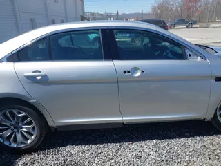 2015 Ford Taurus Limited with VIN 1FAHP2F81FG130088, listed as a IAAI auction lot 41738245 with 87,964 mi miles. Bid and sale history available at carsss.com. Image 14.