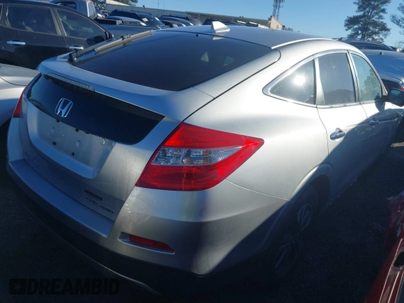 2014 Honda Crosstour EX-L z VIN 5J6TF2H5XEL003186, wystawiony jako IAAI lot #41804813 z przebiegiem 119 982 mil mil oraz . Historia ofert i sprzedaży dostępna na DreamBid. Obrazek 4.