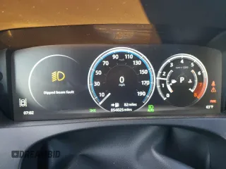 2018 Jaguar F-Pace 30t R-Sport z VIN SADCL2GX2JA287862, wystawiony jako Copart lot #75935764 z przebiegiem 54 025 mil mil oraz Szkoda całkowita • Salvage title. Historia ofert i sprzedaży dostępna na DreamBid. Obrazek 9.