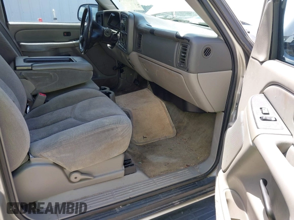 2004 Chevrolet Tahoe LS with VIN 1GNEC13V04R216255, listed as a IAAI auction lot 42531035 with 309,058 mi miles and . Bid and sale history available at DreamBid. Image 5.
