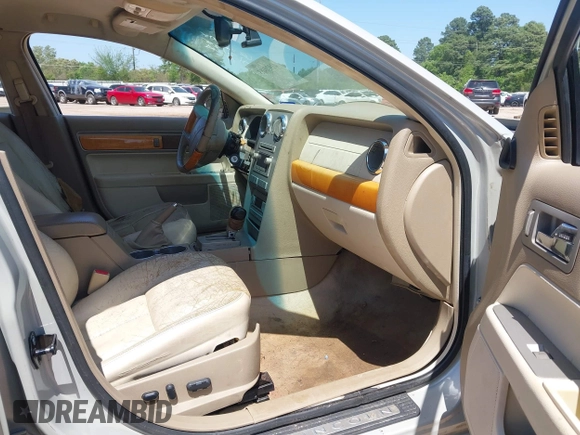 2007 Lincoln MKZ with VIN 3LNHM26T47R627262, listed as a IAAI auction lot 41970463 with 218,828 mi miles. Bid and sale history available at carsss.com. Image 5.